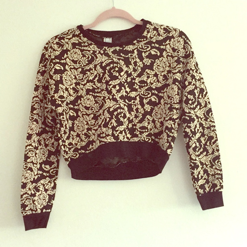 Cropped rose detail sweater